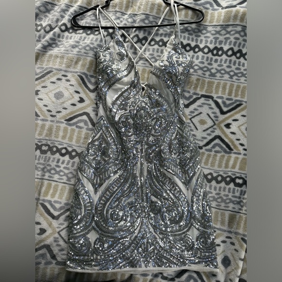 Dress - Picture 1 of 2